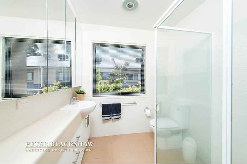 8/25 Jerrabomberra Avenue Narrabundah 8/25 Jerrabomberra Avenue Narrabundah