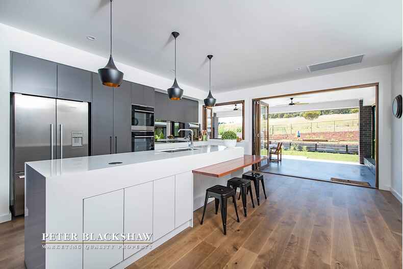 27 McCusker Drive Bungendore 27 McCusker Drive Bungendore