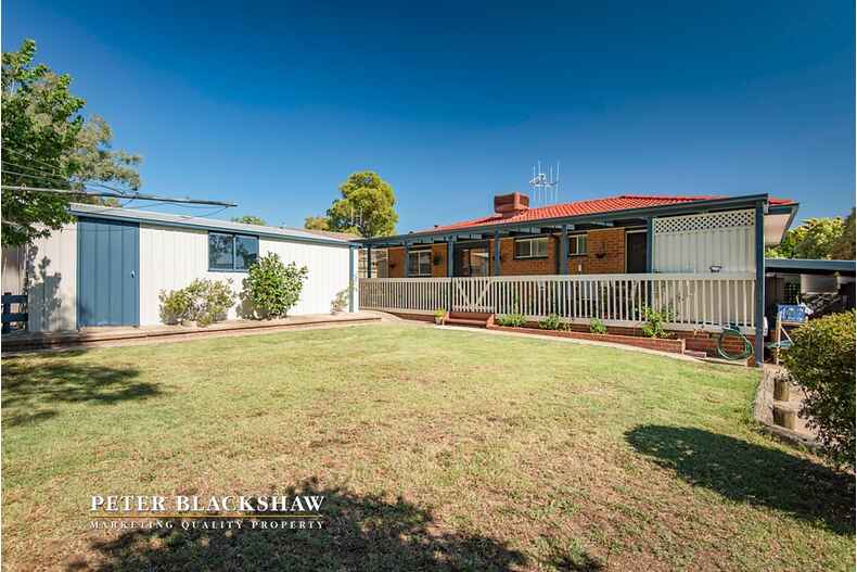 30 Hayley Crescent Karabar