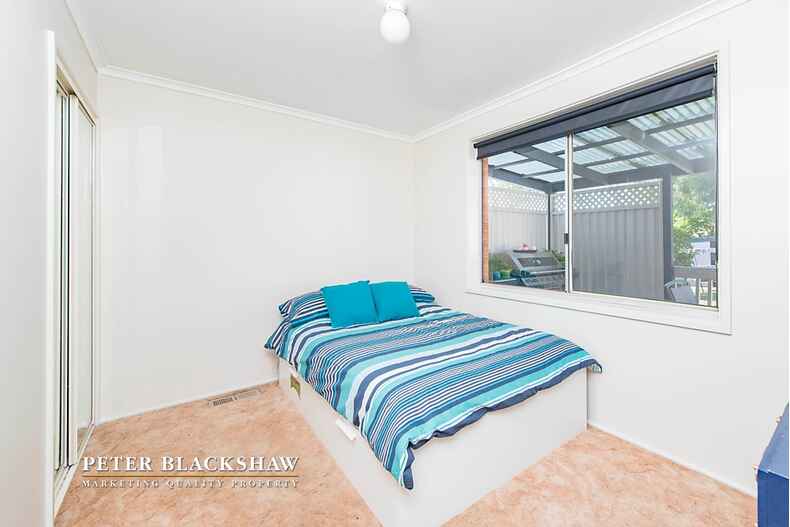 30 Hayley Crescent Karabar