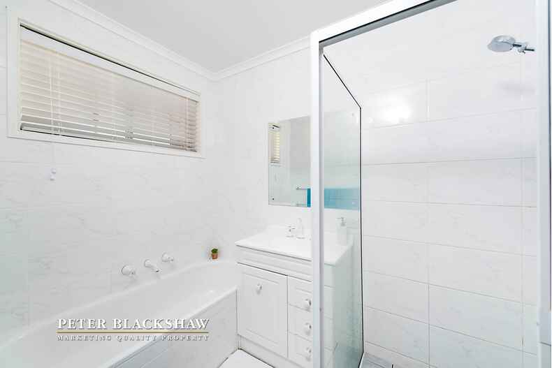 30 Hayley Crescent Karabar