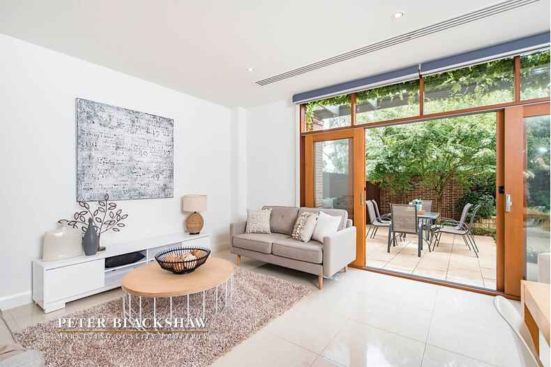 22/6 Grose Street Deakin 22/6 Grose Street Deakin