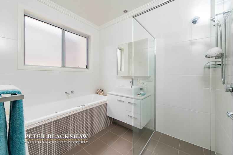 18 Tandy Close Bruce 18 Tandy Close Bruce