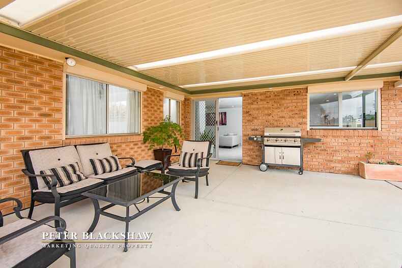 25 Hayley Crescent Karabar 25 Hayley Crescent Karabar