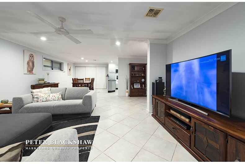 25 Hayley Crescent Karabar 25 Hayley Crescent Karabar