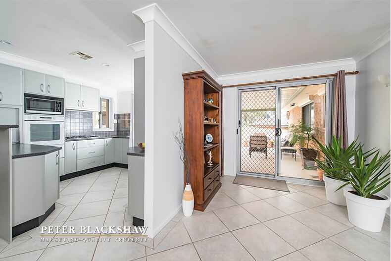 25 Hayley Crescent Karabar 25 Hayley Crescent Karabar