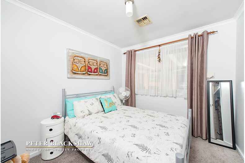 25 Hayley Crescent Karabar 25 Hayley Crescent Karabar