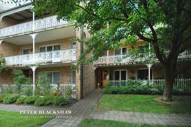 40/1 Allambee Street Reid