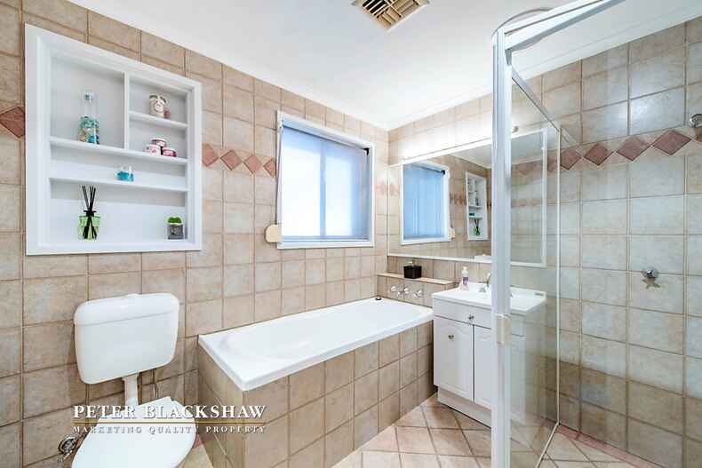 25 Hayley Crescent Karabar 25 Hayley Crescent Karabar