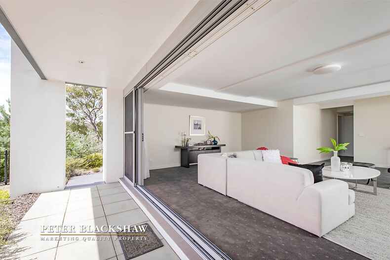 4/15 Dalman Crescent O'Malley 4/15 Dalman Crescent O'Malley