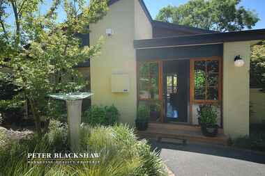 25 Jacka Crescent Campbell