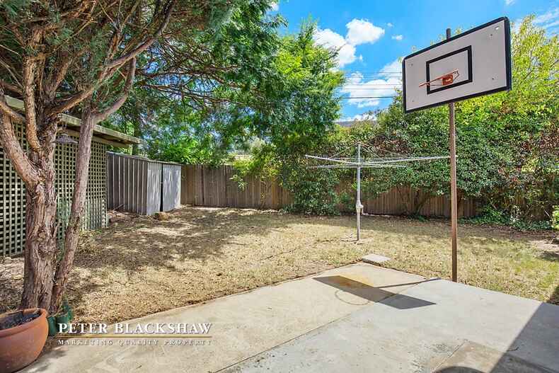 Lot 3/1 Alroy Circuit Hawker