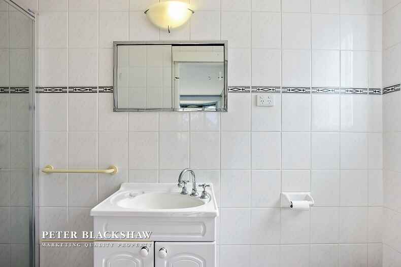 Lot 3/1 Alroy Circuit Hawker