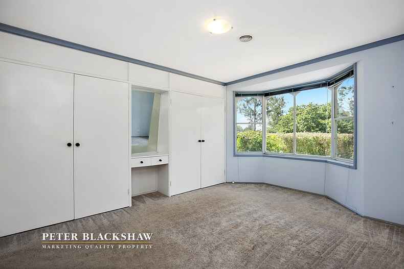 Lot 3/1 Alroy Circuit Hawker