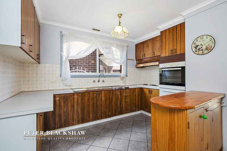 Lot 3/1 Alroy Circuit Hawker