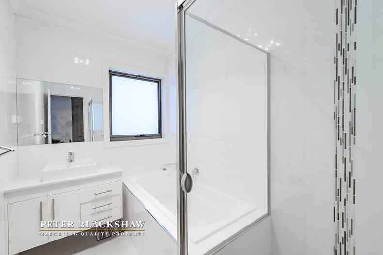 9 Carl Street Googong