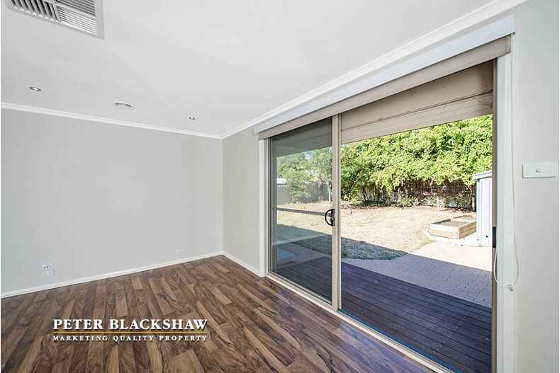 10 McBeath Place Kambah