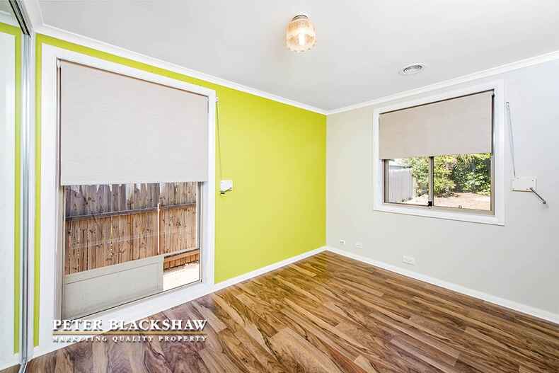 10 McBeath Place Kambah