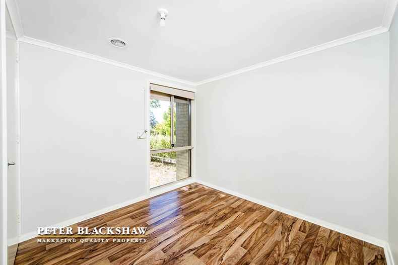 10 McBeath Place Kambah