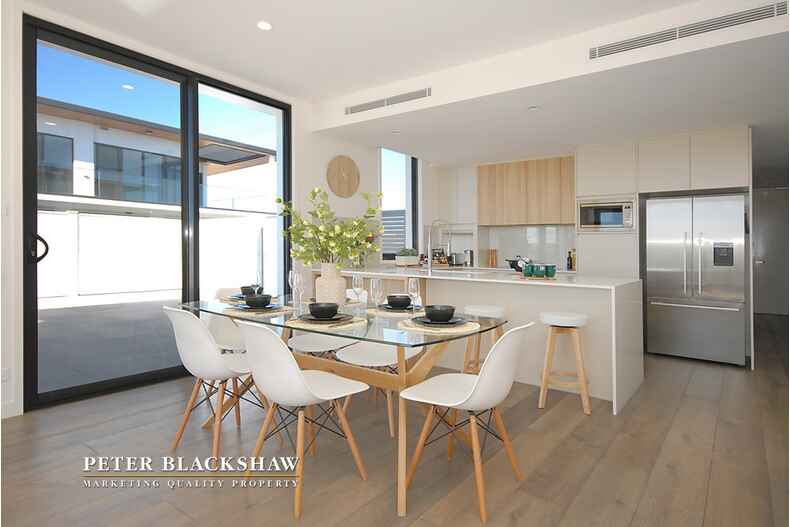 Peninsula A502/55 Honeysett View Kingston Peninsula A502/55 Honeysett View Kingston