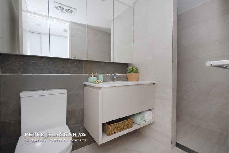 Peninsula A502/55 Honeysett View Kingston Peninsula A502/55 Honeysett View Kingston