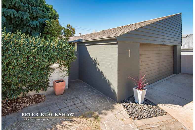 1 Maclachlan Street Holder 1 Maclachlan Street Holder