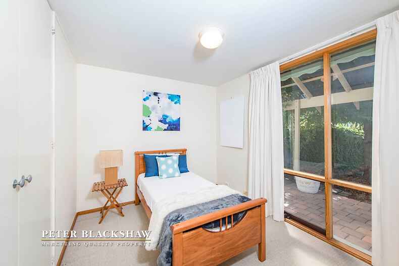 1 Maclachlan Street Holder 1 Maclachlan Street Holder