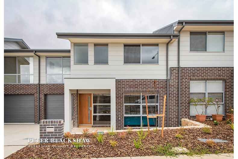 28 Pogson Street Moncrieff 28 Pogson Street Moncrieff