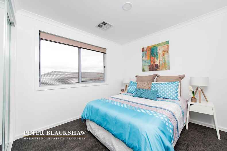 28 Pogson Street Moncrieff 28 Pogson Street Moncrieff