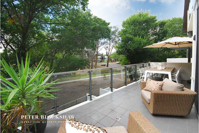 25/18 Austin Street Griffith