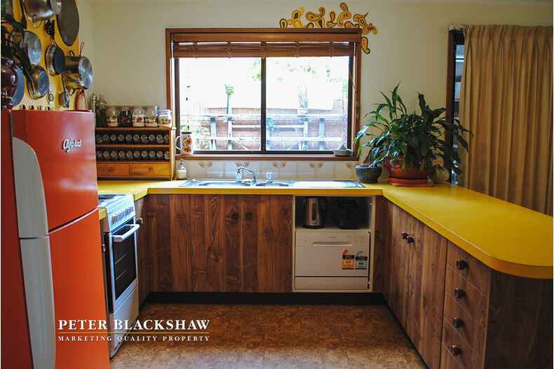 24 McKeahnie Street Crestwood 24 McKeahnie Street Crestwood