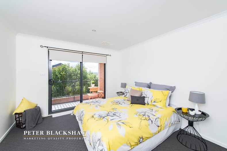 8/11-13 Hutchison Circuit Crestwood