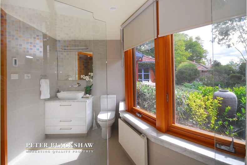 63 Euree Street Reid 63 Euree Street Reid