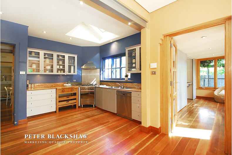 63 Euree Street Reid 63 Euree Street Reid