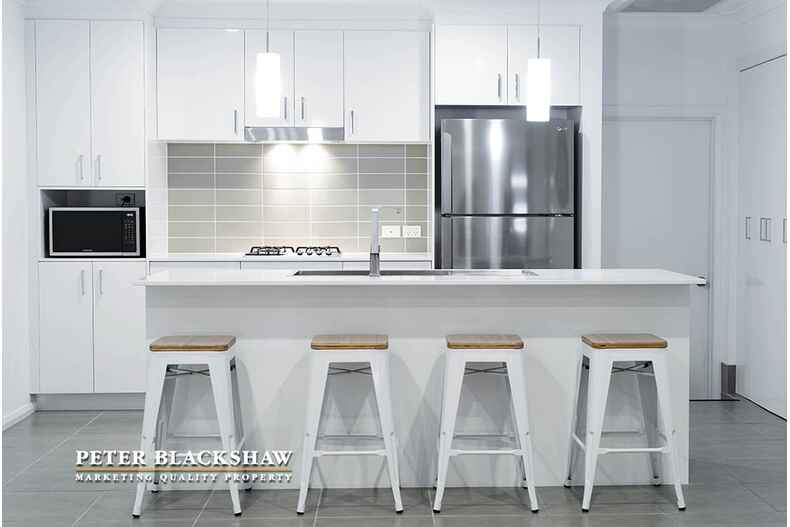 8 Skewes Street Casey 8 Skewes Street Casey