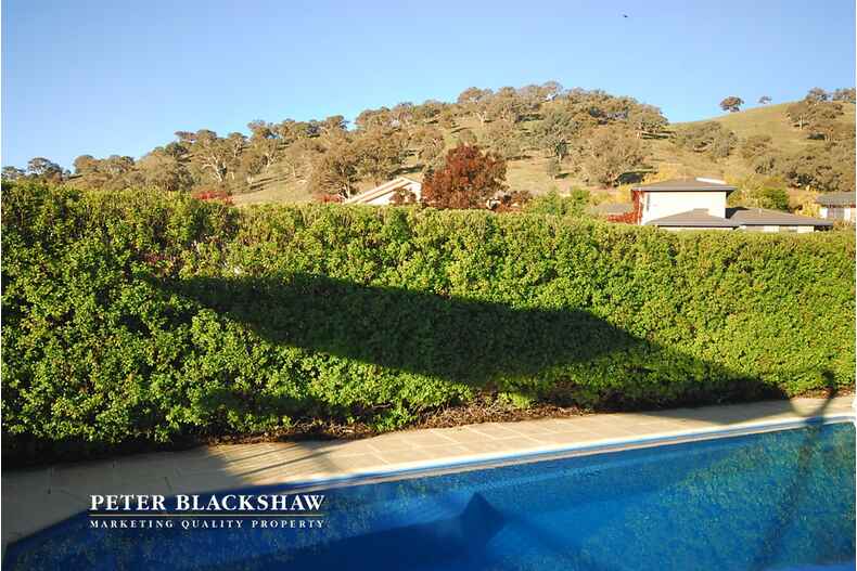 7 Olive Pink Crescent Banks