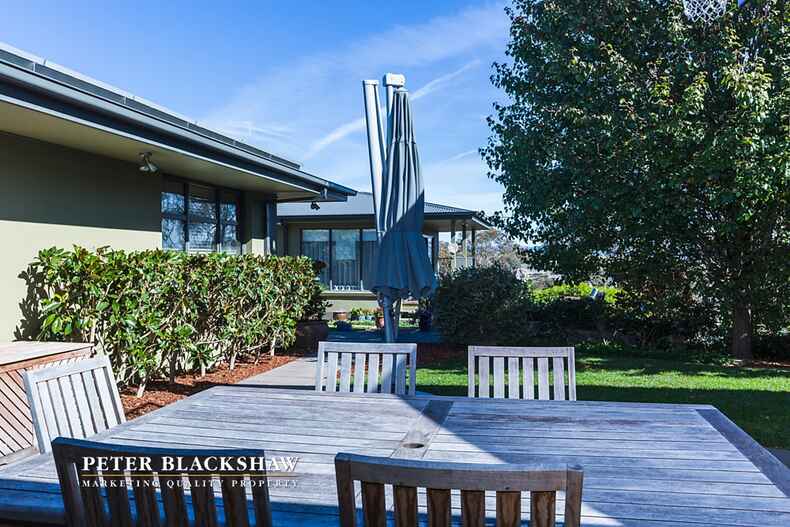 8 Laurence Close Jerrabomberra