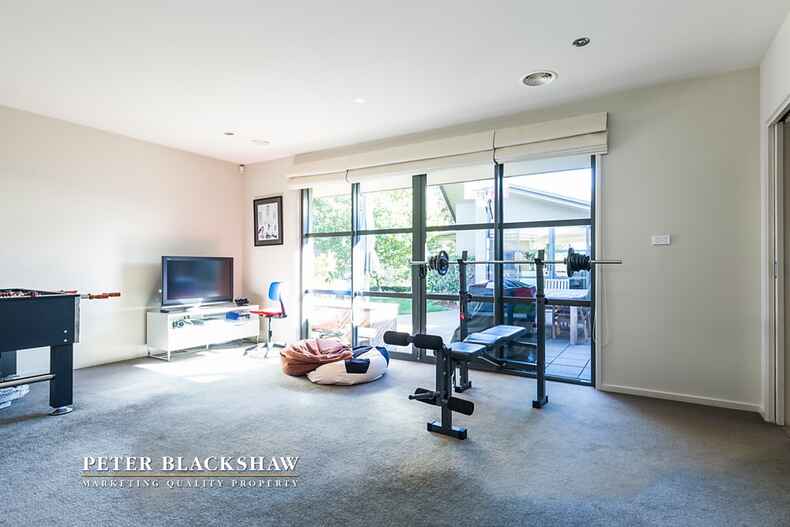 8 Laurence Close Jerrabomberra