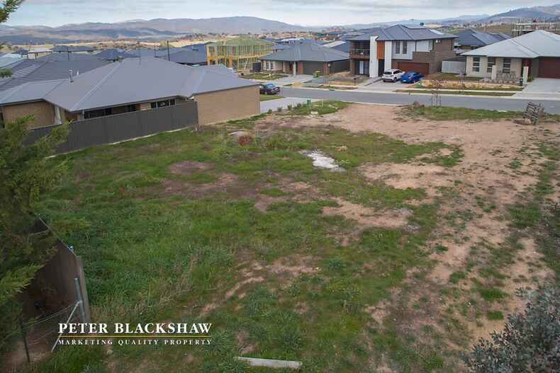 15  Griffiths Link Googong