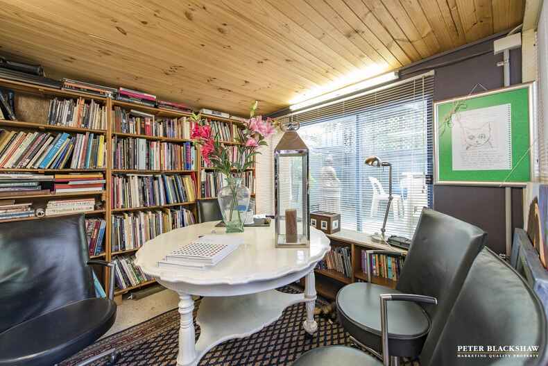 55 Sturt Avenue Narrabundah