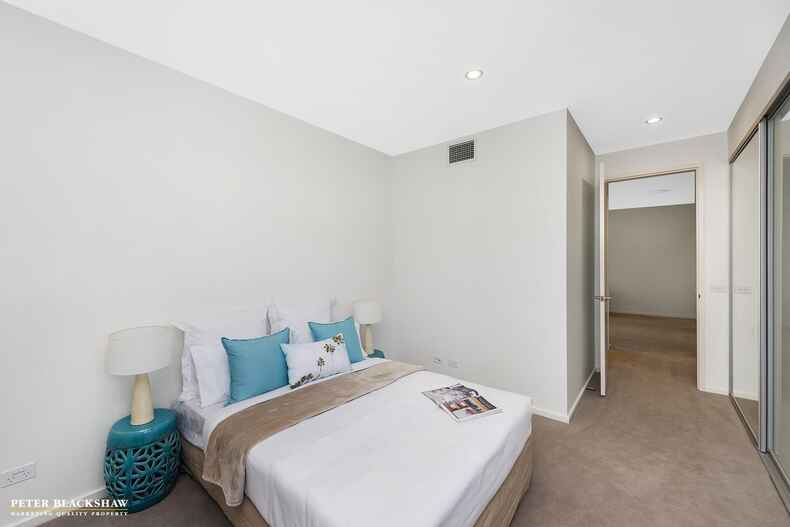 64/18 Austin Street Griffith