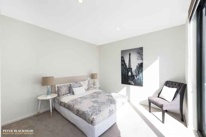 64/18 Austin Street Griffith