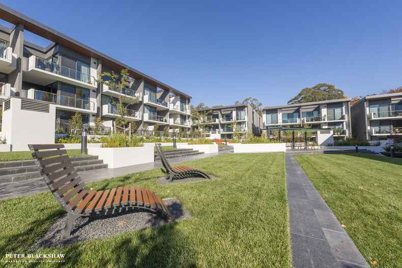 64/18 Austin Street Griffith