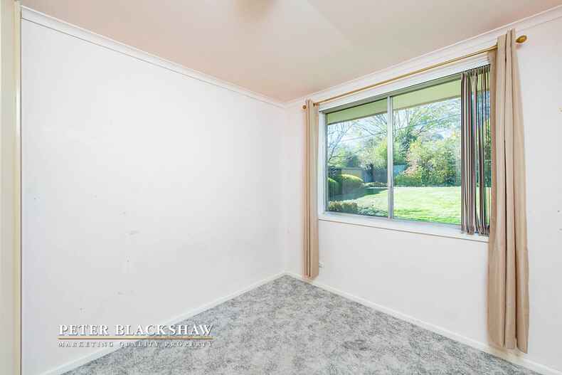 34 Hyndes Crescent Holder 34 Hyndes Crescent Holder