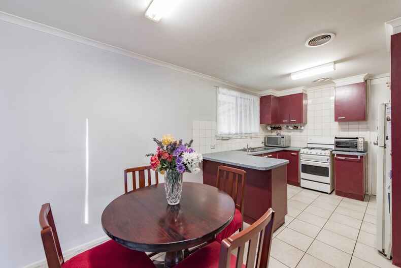 60 Vanzetti Crescent Kambah 60 Vanzetti Crescent Kambah