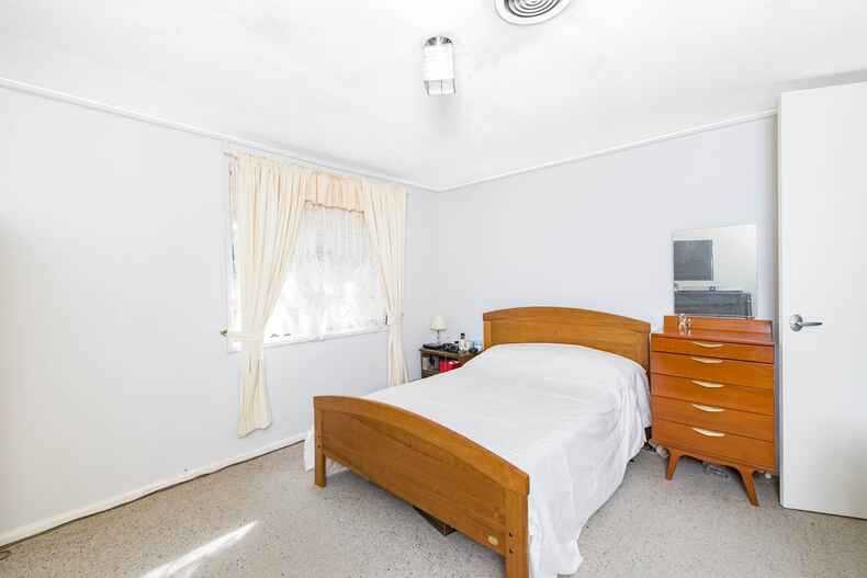 60 Vanzetti Crescent Kambah 60 Vanzetti Crescent Kambah