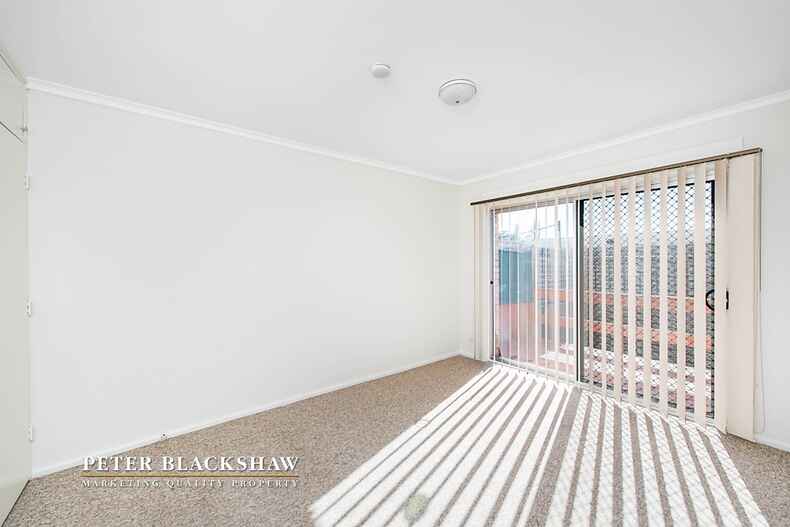 6/30 Donald Road Queanbeyan