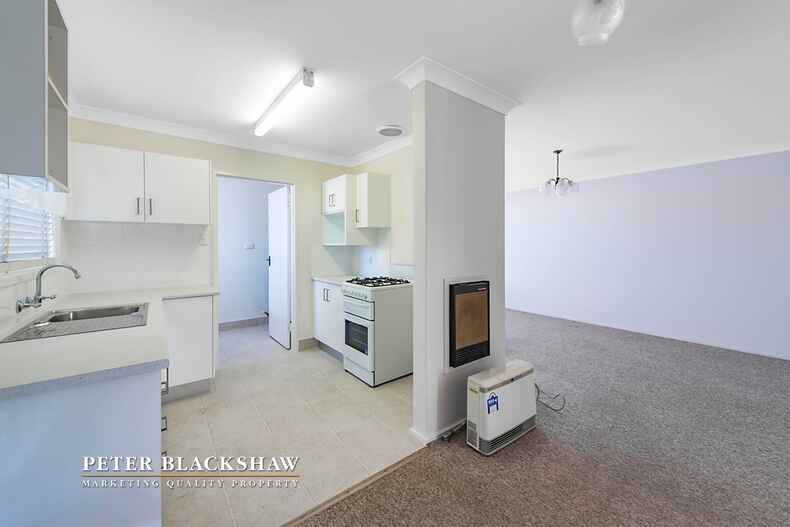 6/30 Donald Road Queanbeyan