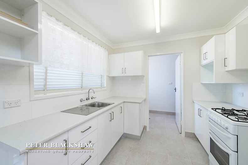 6/30 Donald Road Queanbeyan