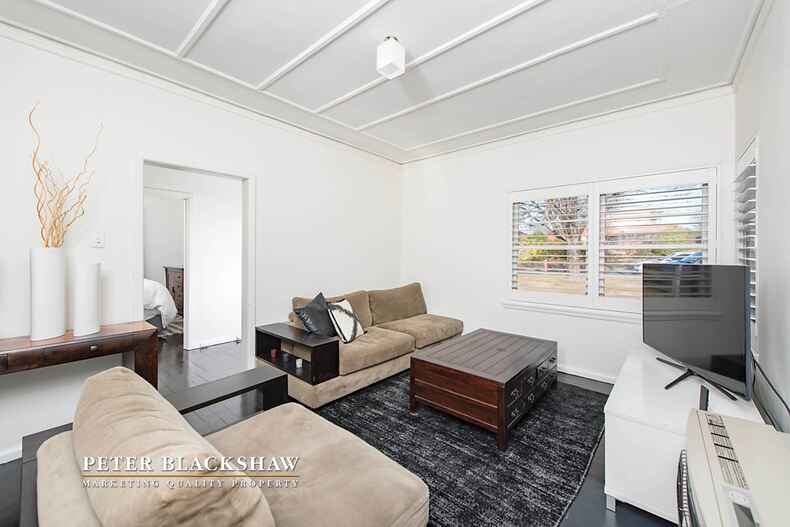 24 Barrallier Street Griffith 24 Barrallier Street Griffith